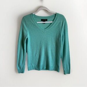 Tahari 2Ply Cashmere Sweater Women’s S V Neck Teal Pastel Quiet Luxury